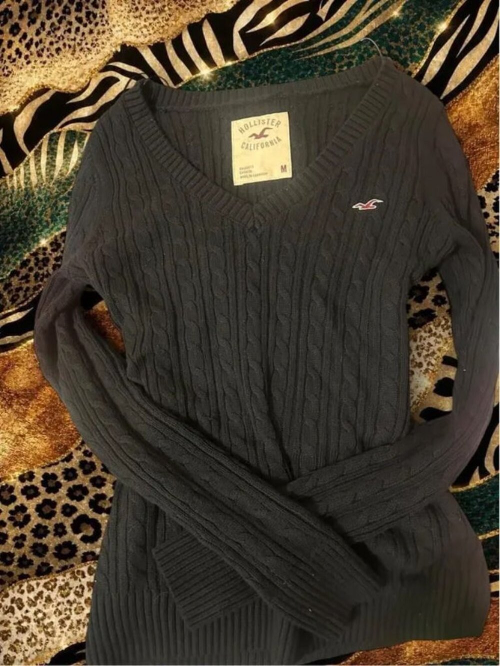 Women’s Black Cable Knit V-Neck Henley Sweater, M / US 8-10